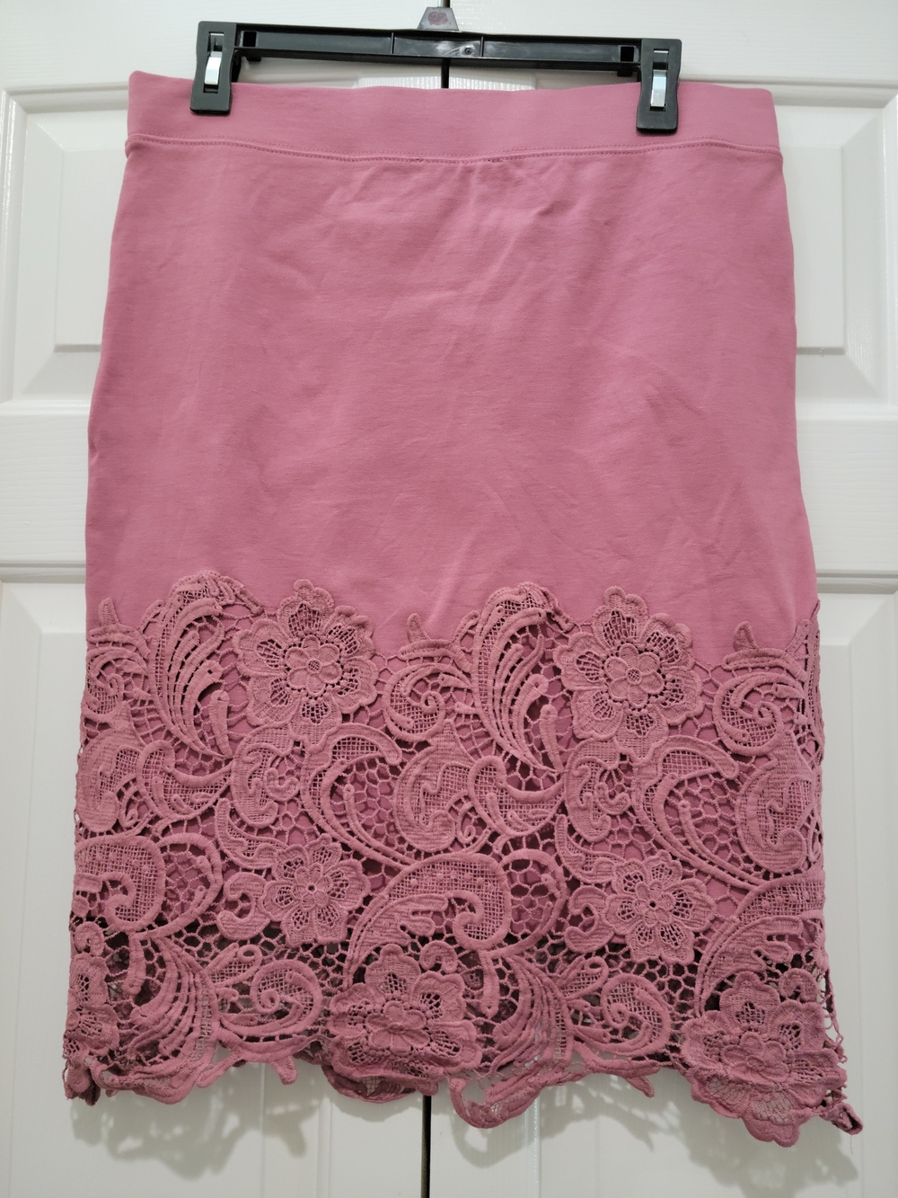 Haute Monde Mauve Pink Lace-Trim Pencil Skirt - Picture 3 of 10